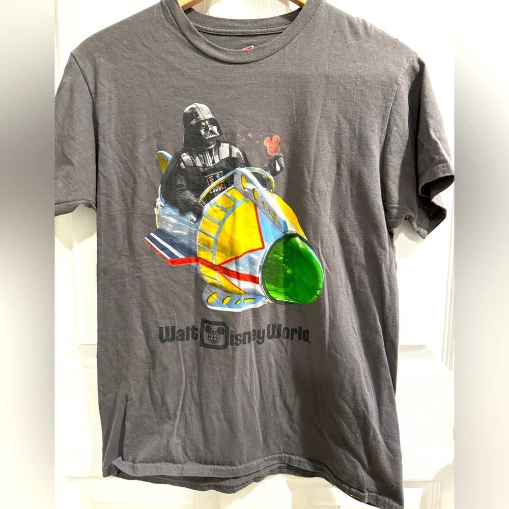 Disney Star Wars Darth Vader T Shirt, Size M